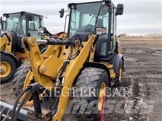 CAT 907M Pale gommate