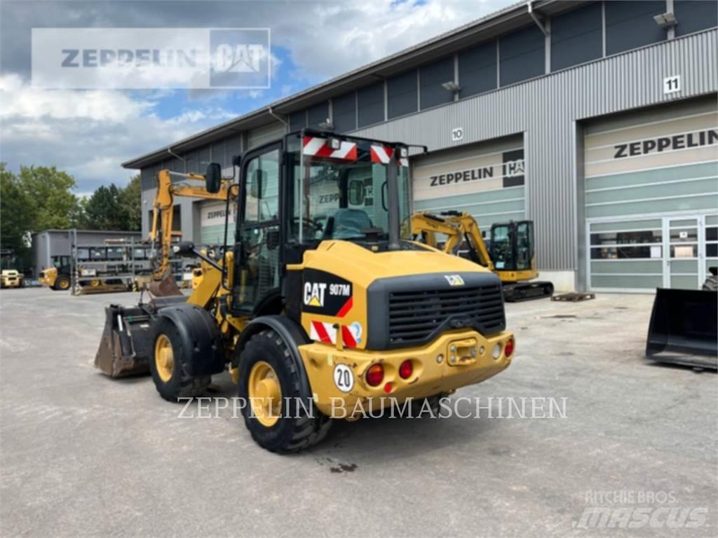 CAT 907M Pale gommate