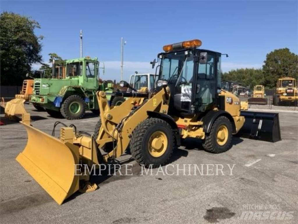CAT 907M Pale gommate