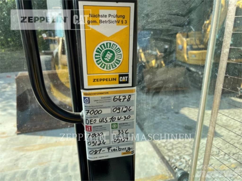 CAT 907M Pale gommate