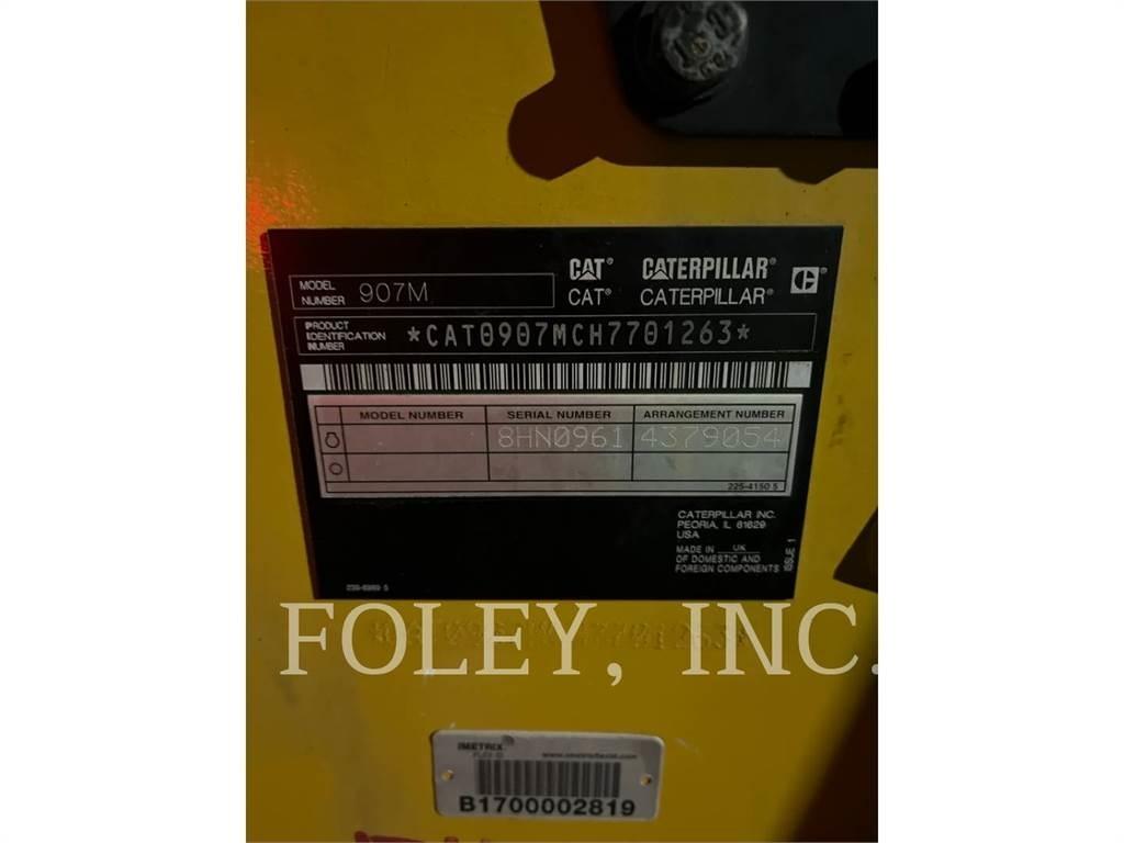 CAT 907M Pale gommate