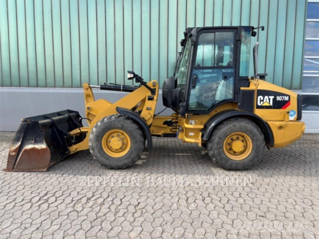 CAT 907M Pale gommate