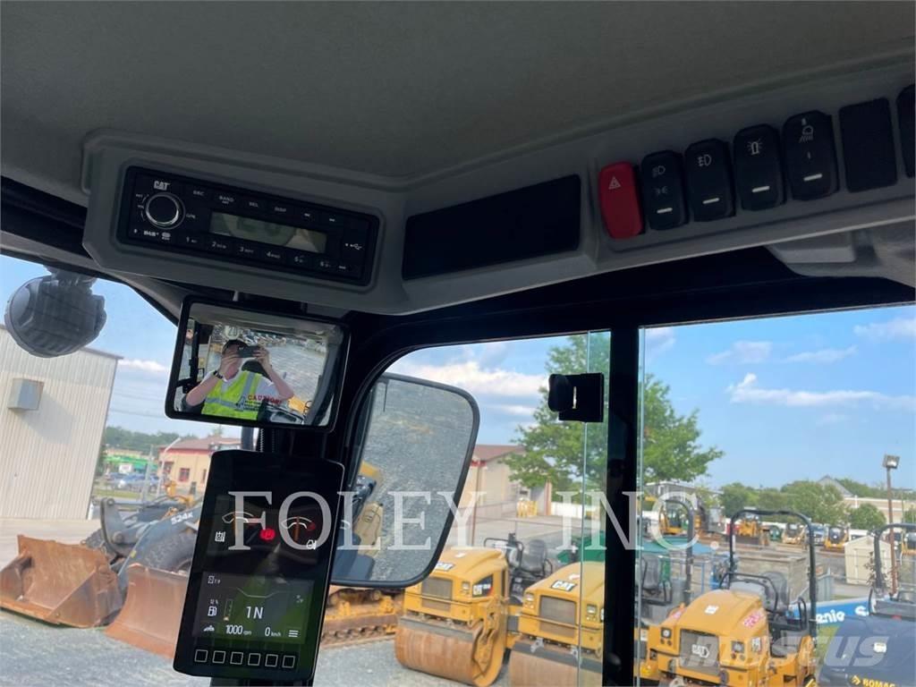 CAT 908-14 Pale gommate