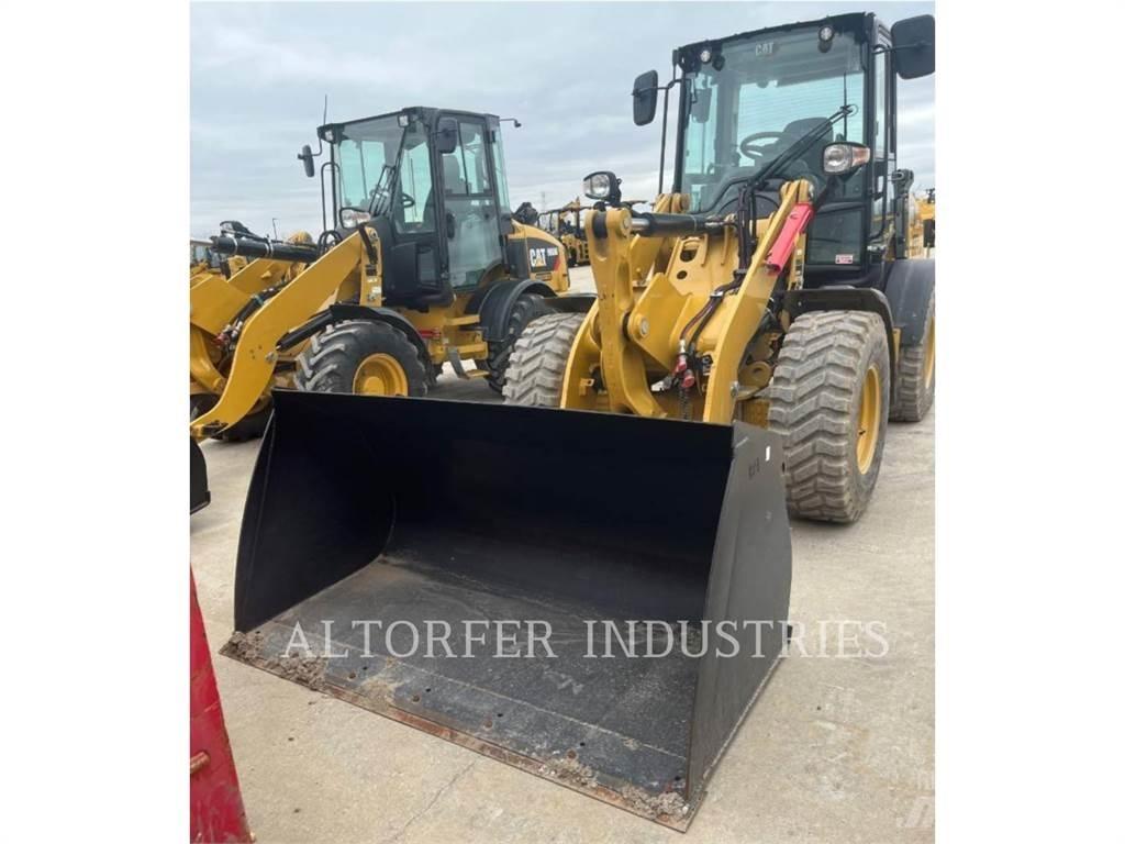 CAT 908-14 Pale gommate