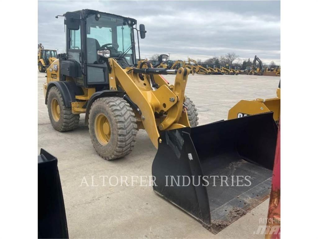 CAT 908-14 Pale gommate