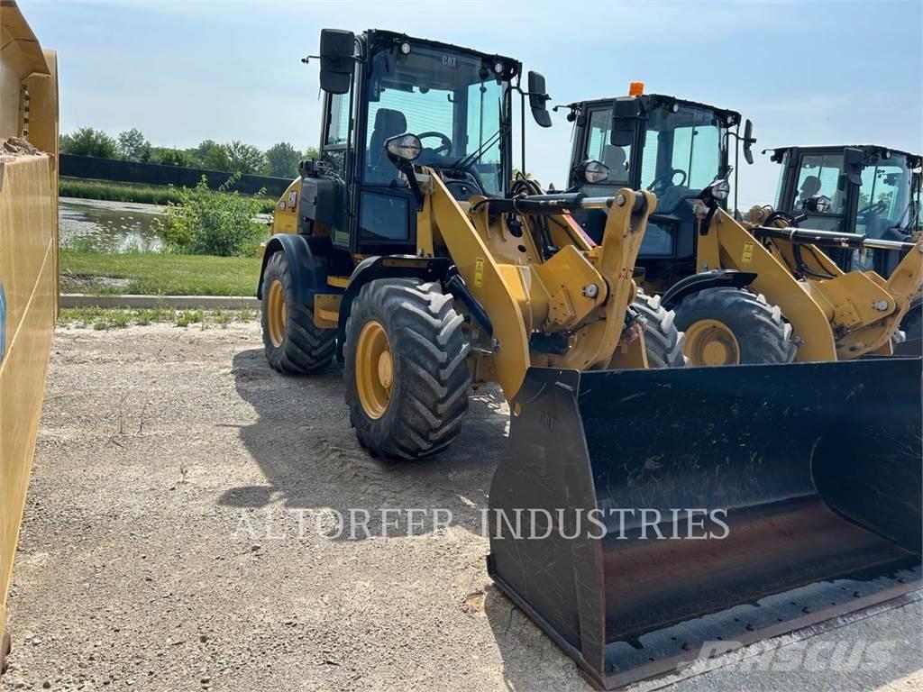 CAT 908-14 Pale gommate