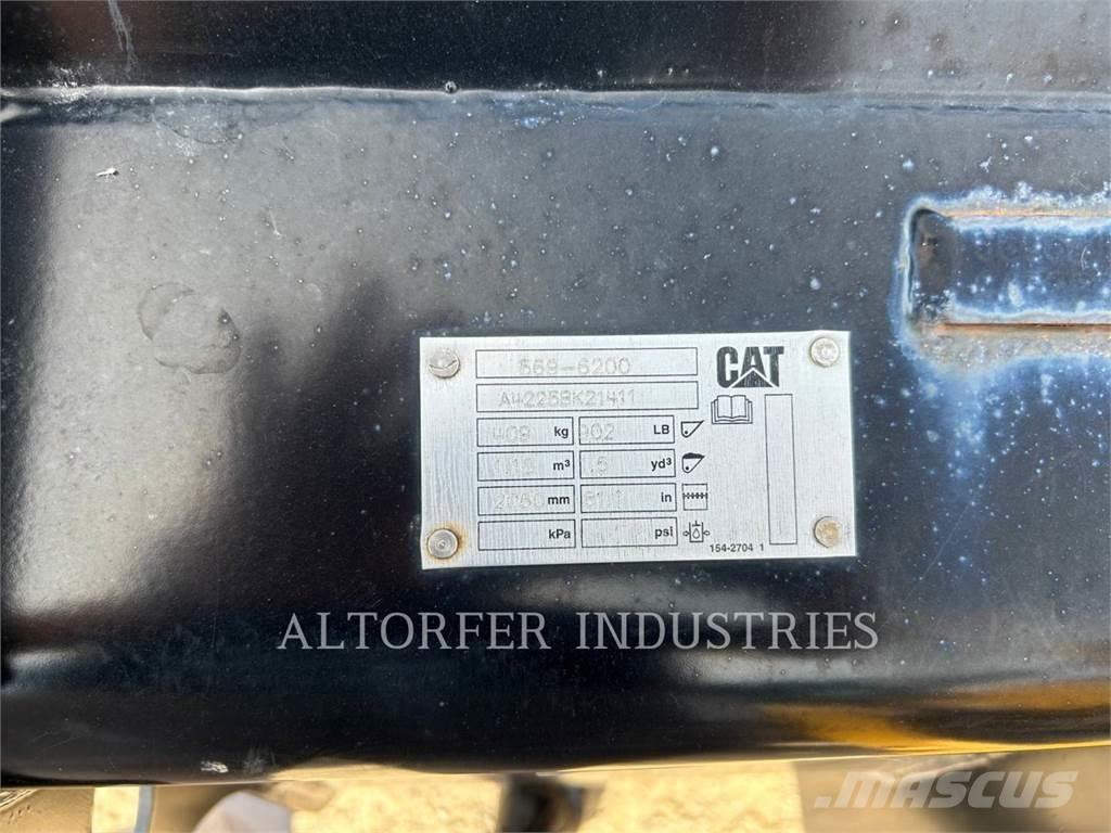 CAT 908-14 Pale gommate