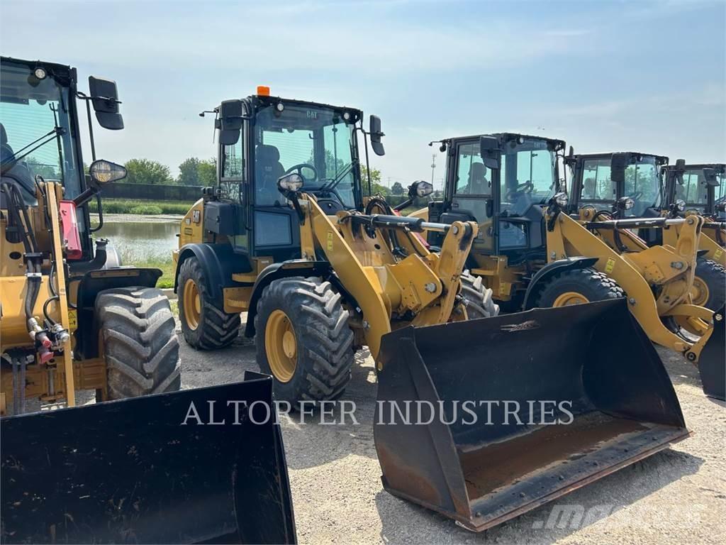 CAT 908-14 Pale gommate