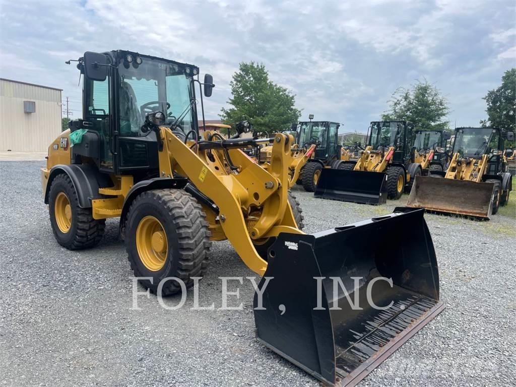 CAT 908-14 Pale gommate