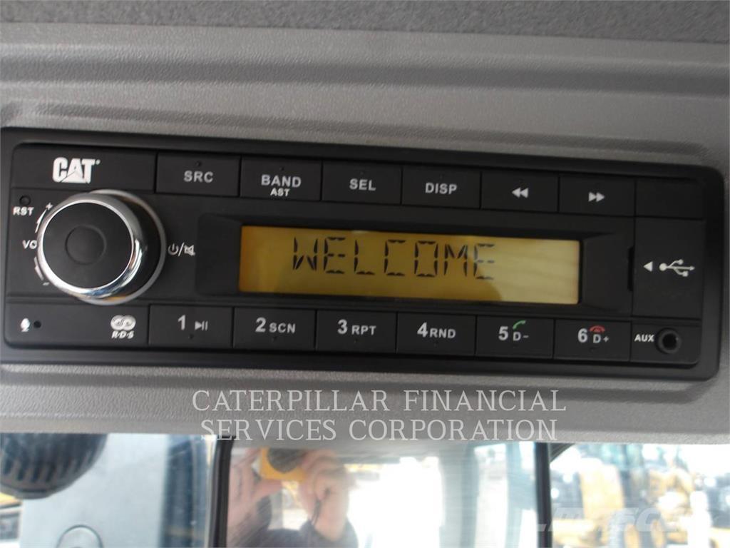 CAT 908-14 Pale gommate