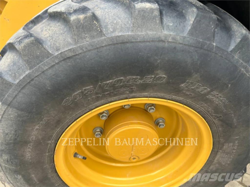 CAT 908-14 Pale gommate