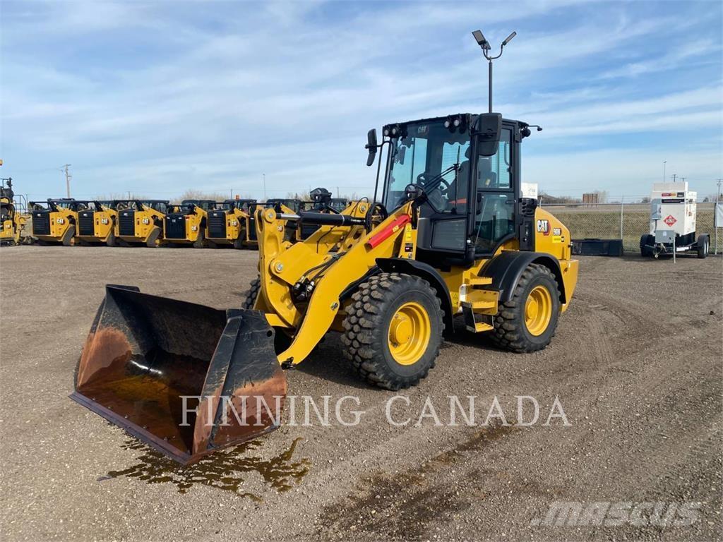 CAT 908-14 Pale gommate