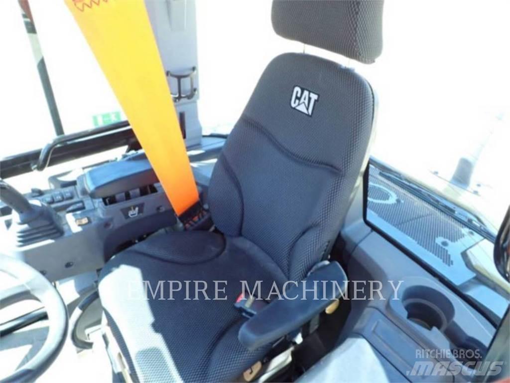 CAT 908-14 CA Pale gommate