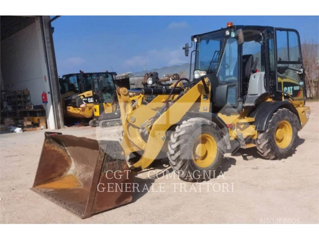 CAT 908 M Pale gommate
