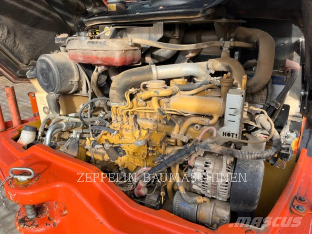 CAT 908H Pale gommate