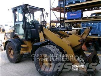 CAT 908H2 Pale gommate