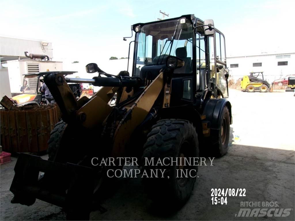 CAT 908H2 Pale gommate