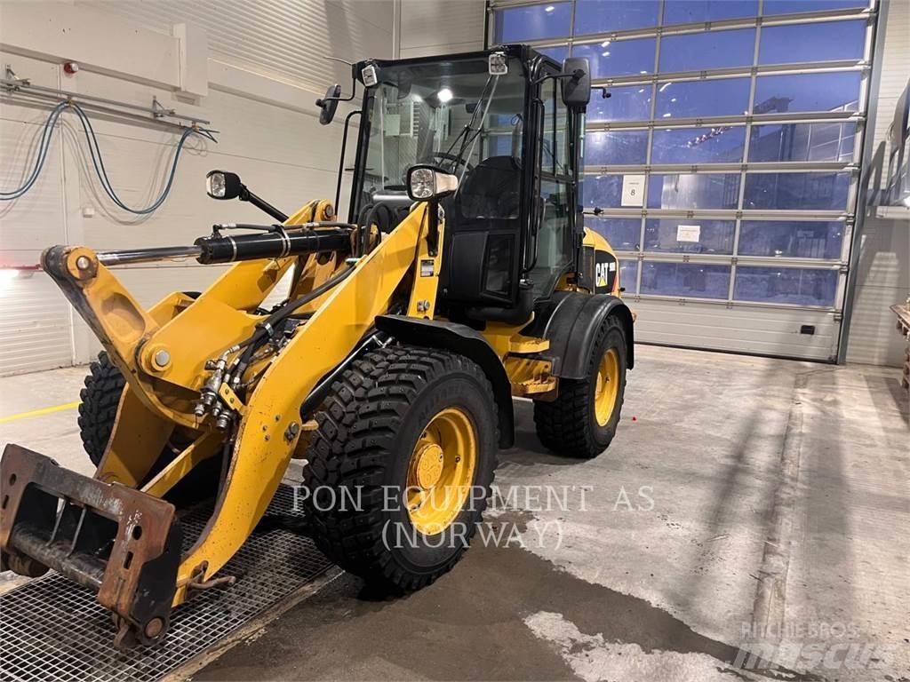 CAT 908H2 Pale gommate