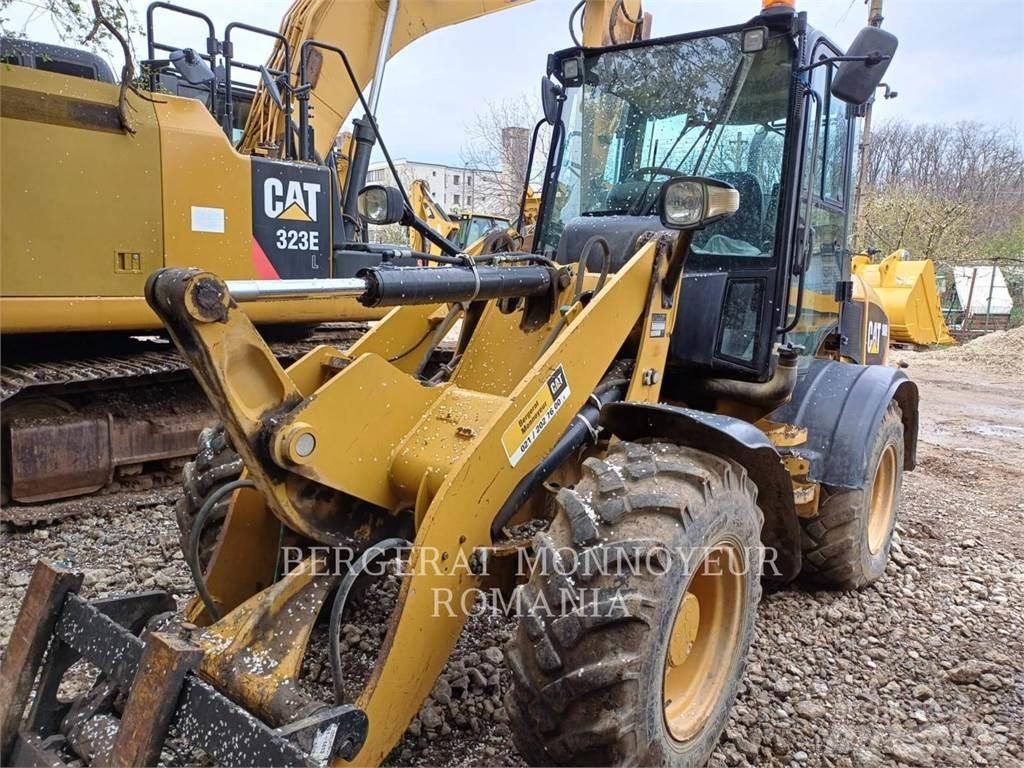 CAT 908H2 Pale gommate