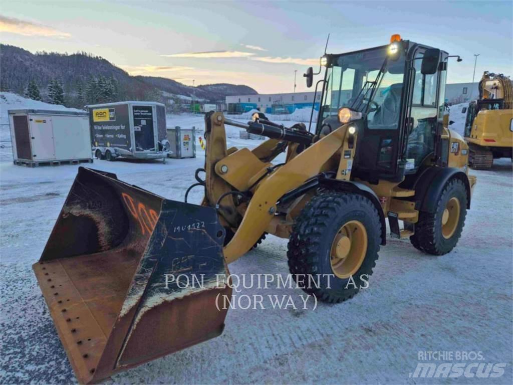 CAT 908M Pale gommate