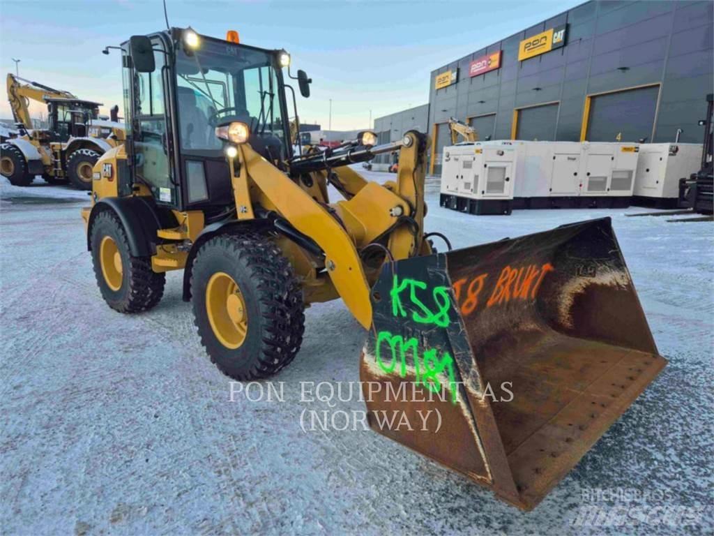CAT 908M Pale gommate