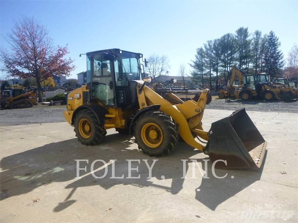 CAT 908M Pale gommate