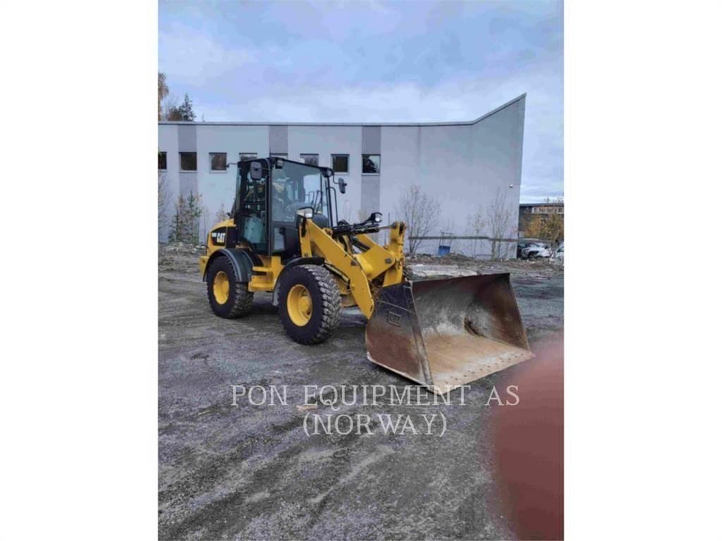CAT 908M Pale gommate