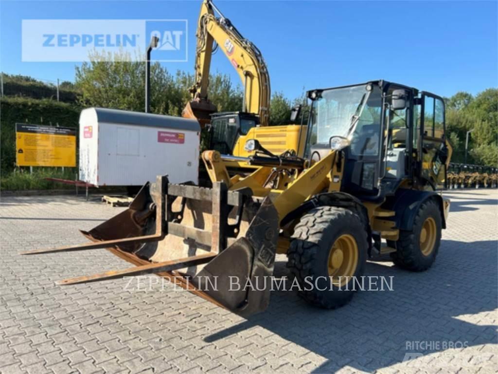 CAT 908M Pale gommate