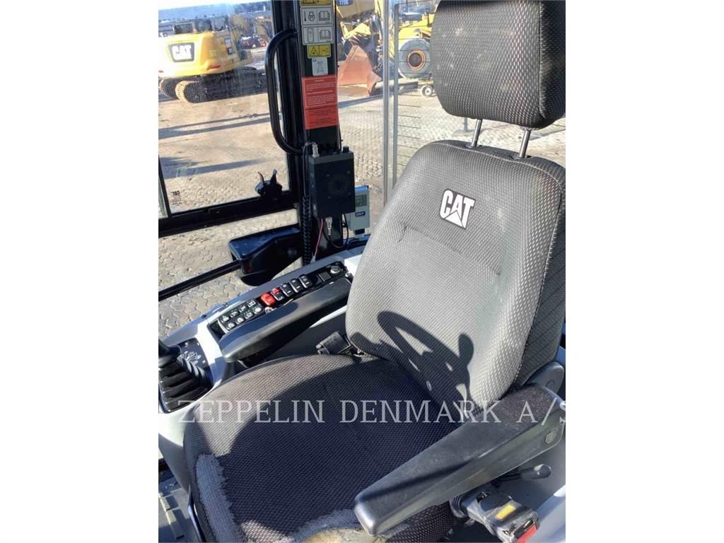 CAT 908M Pale gommate