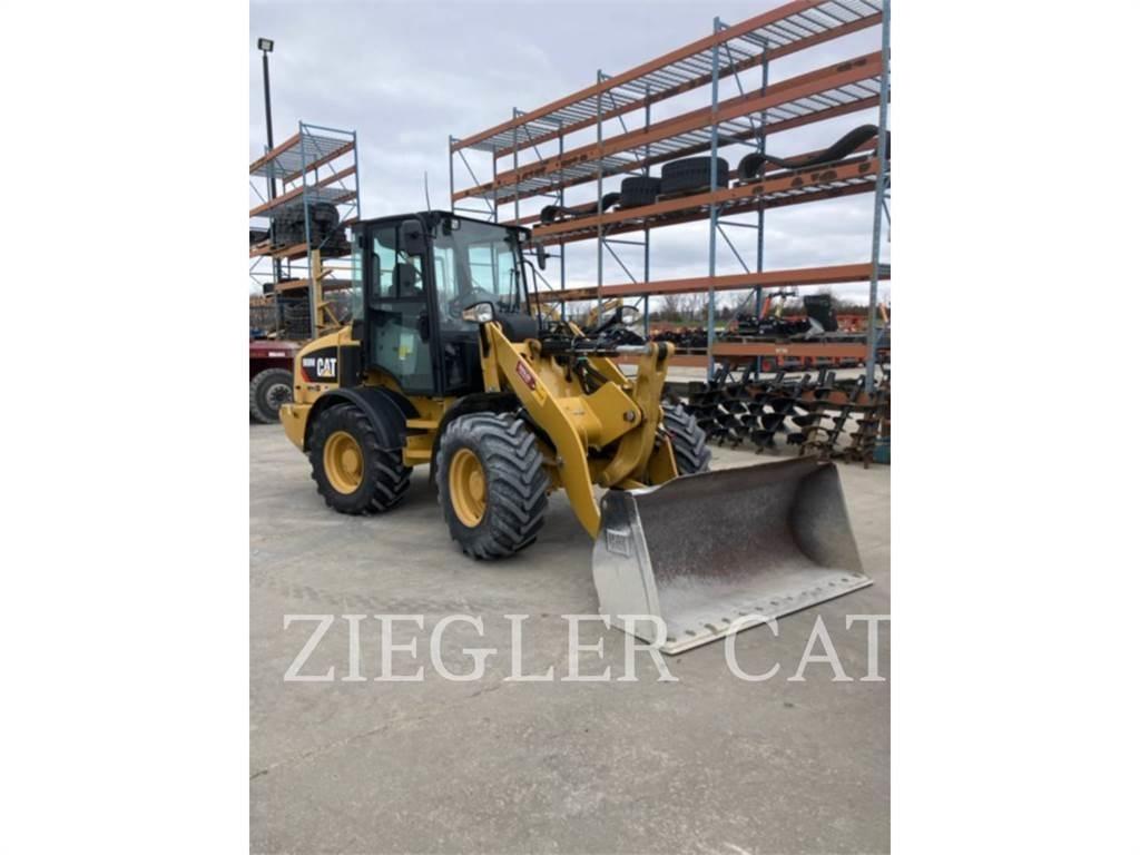 CAT 908M Pale gommate