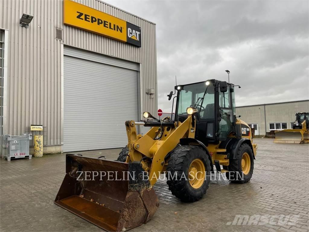 CAT 908M Pale gommate
