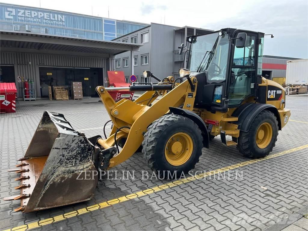 CAT 908M Pale gommate