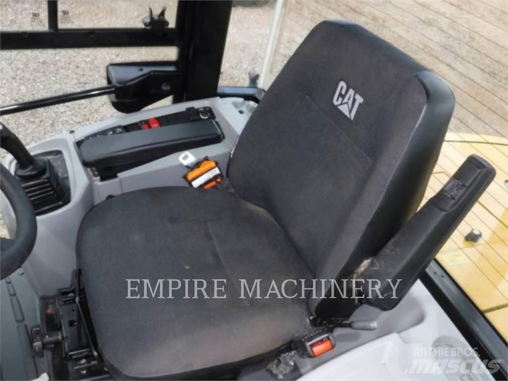 CAT 910-14 Pale gommate