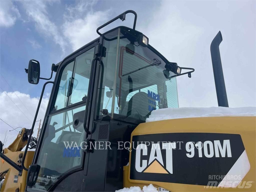 CAT 910M HL Pale gommate