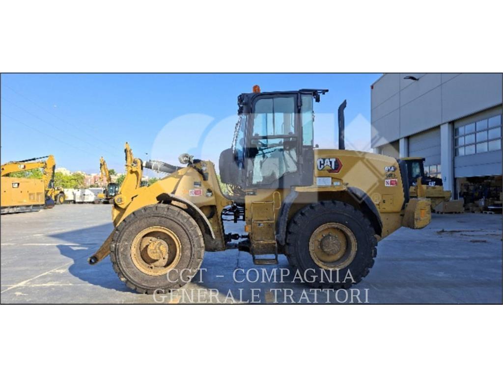 CAT 914 Pale gommate