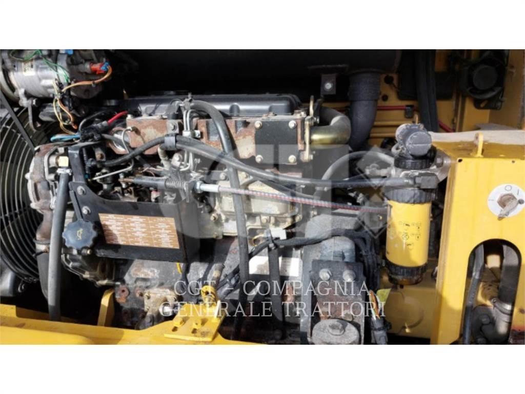 CAT 914G Pale gommate