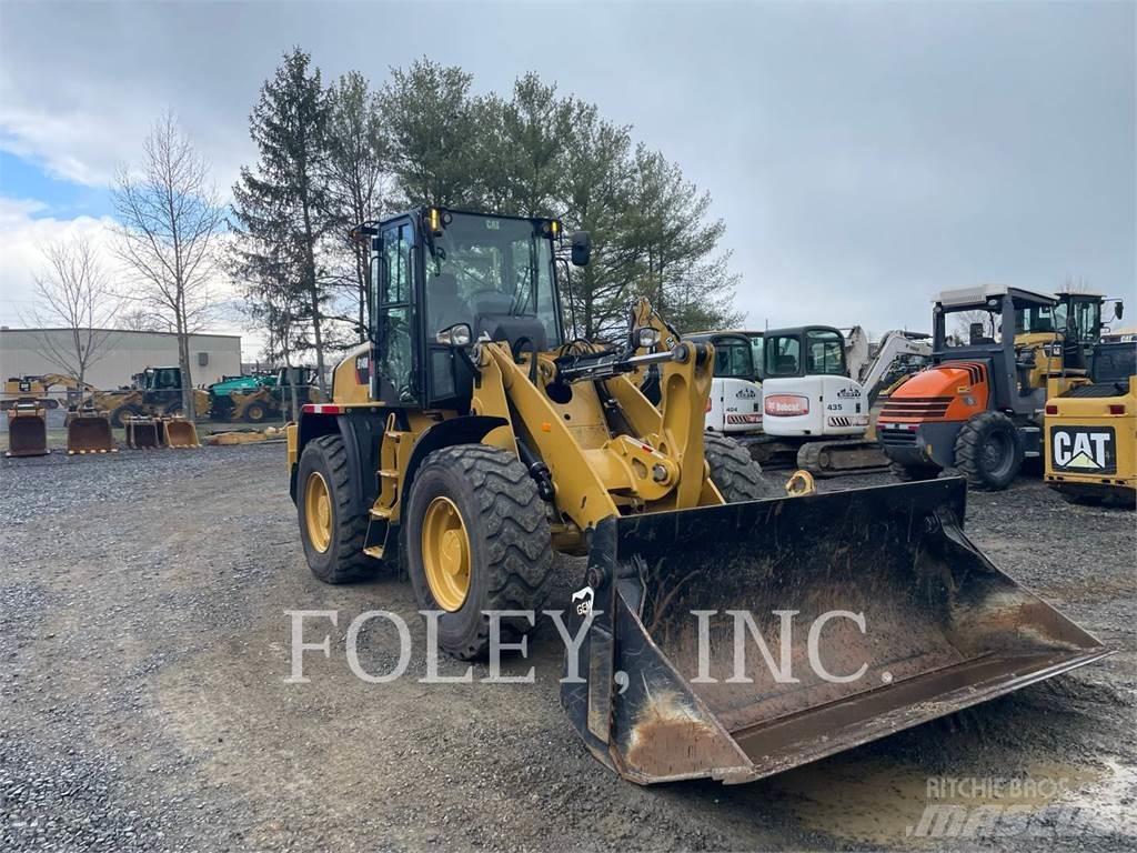 CAT 914M Pale gommate