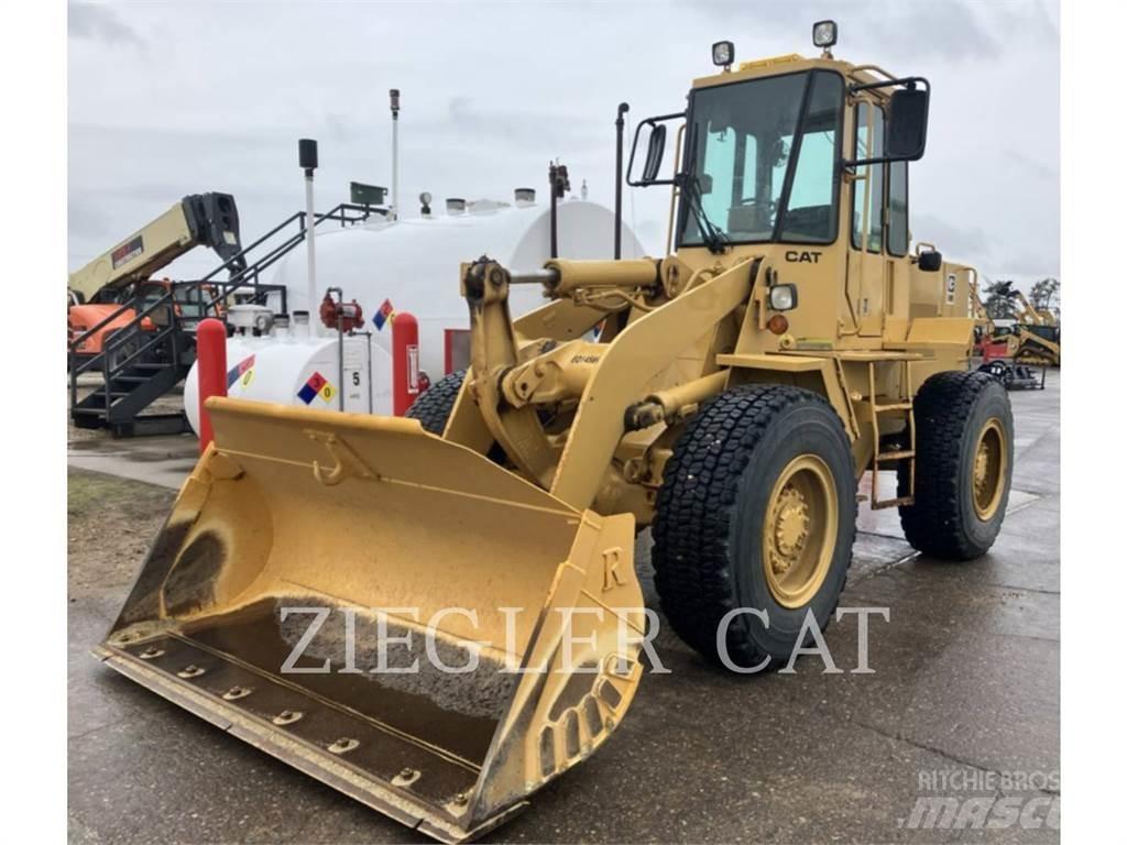CAT 916 Pale gommate