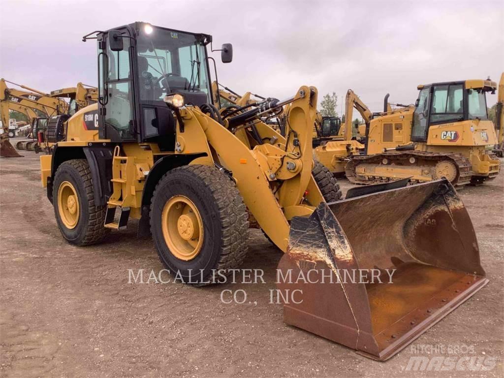 CAT 918M Pale gommate