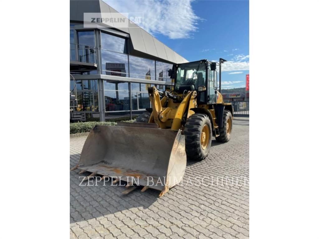 CAT 918M Pale gommate