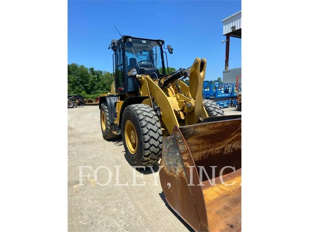 CAT 918M Pale gommate