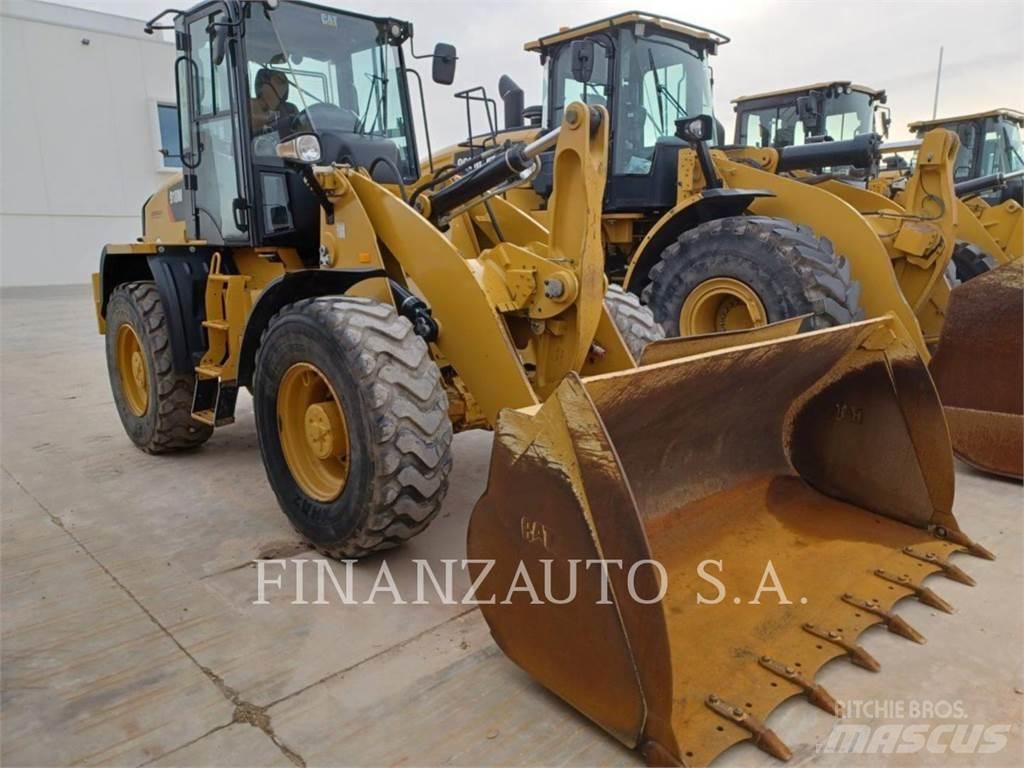 CAT 918M Pale gommate