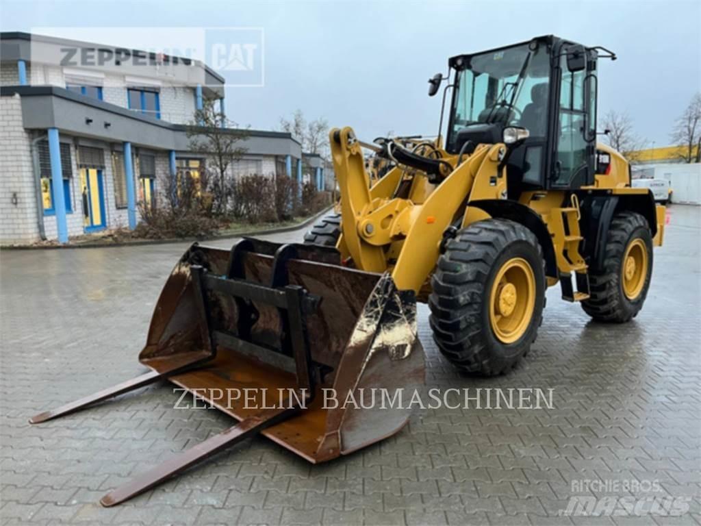 CAT 918M Pale gommate