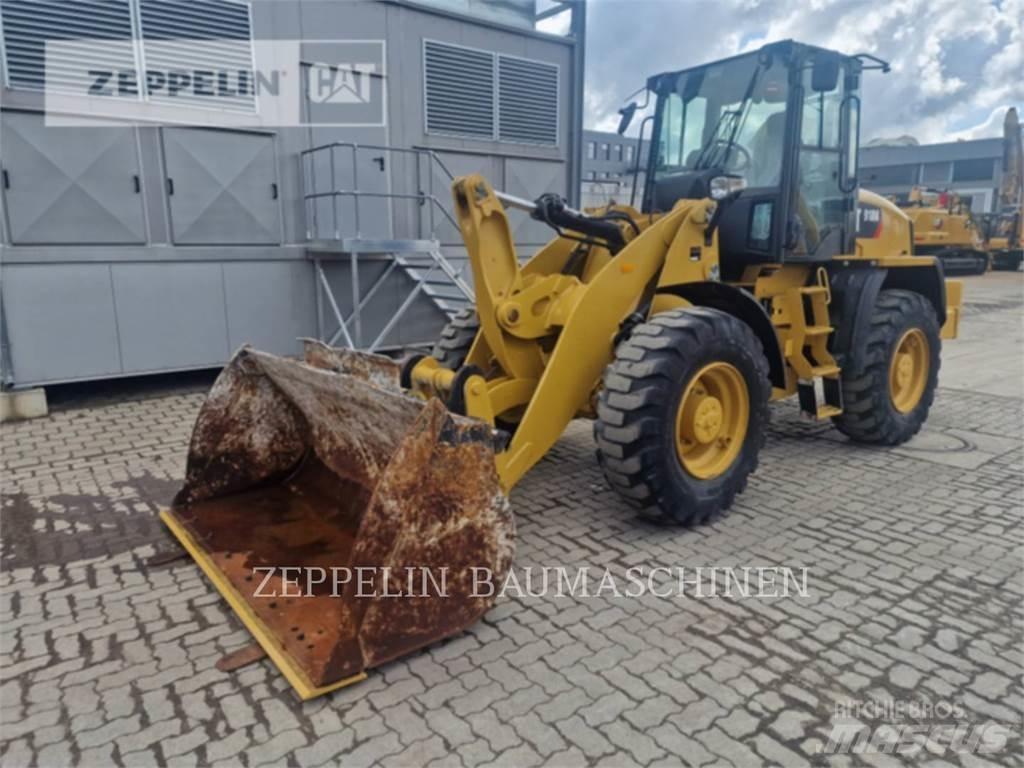 CAT 918M Pale gommate