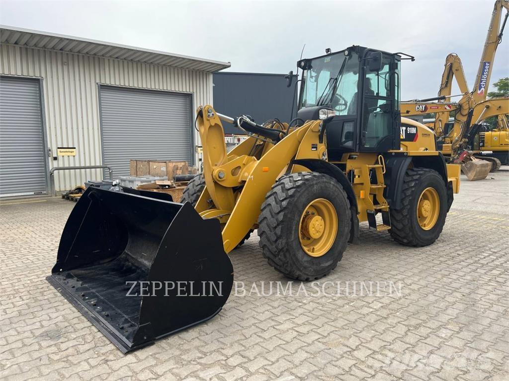 CAT 918M Pale gommate