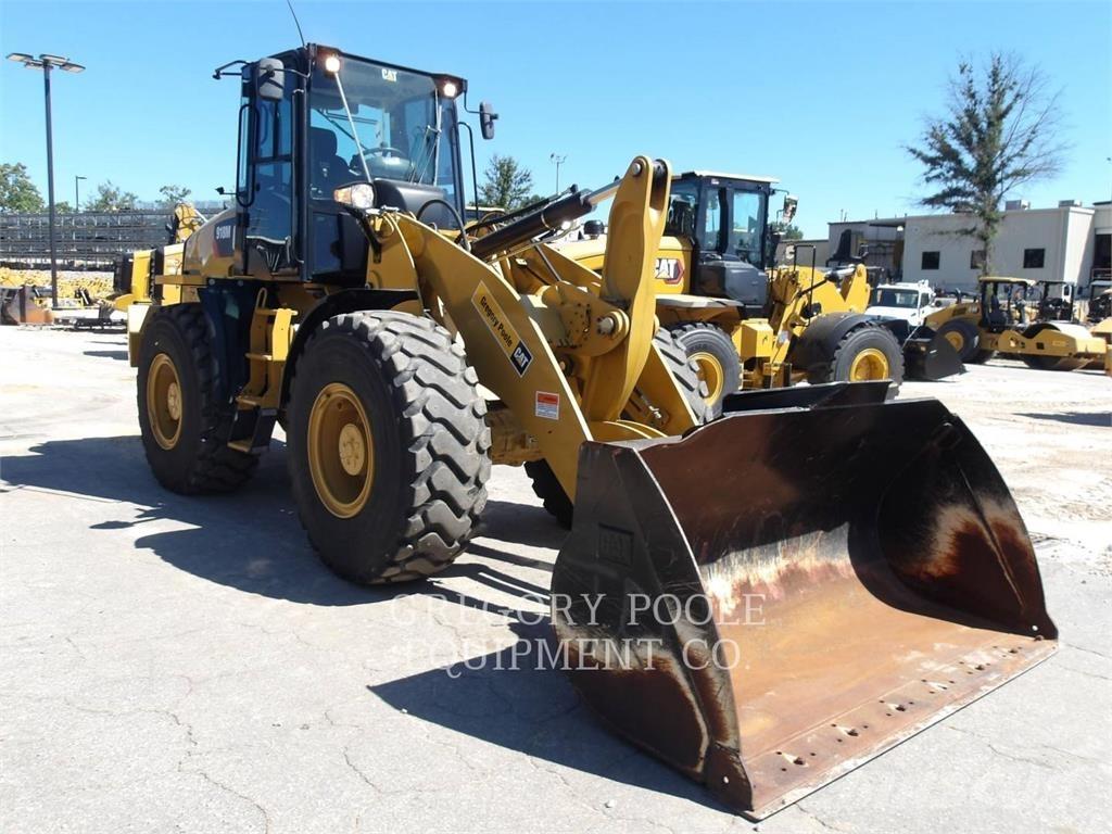 CAT 918M Pale gommate