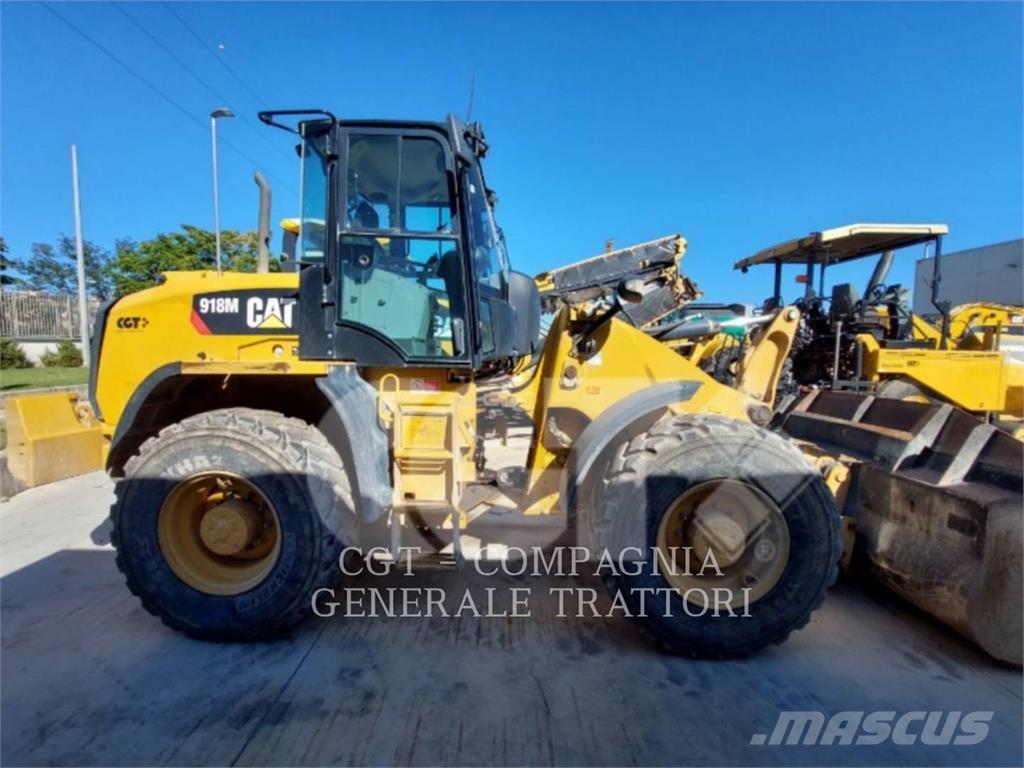 CAT 918M Pale gommate