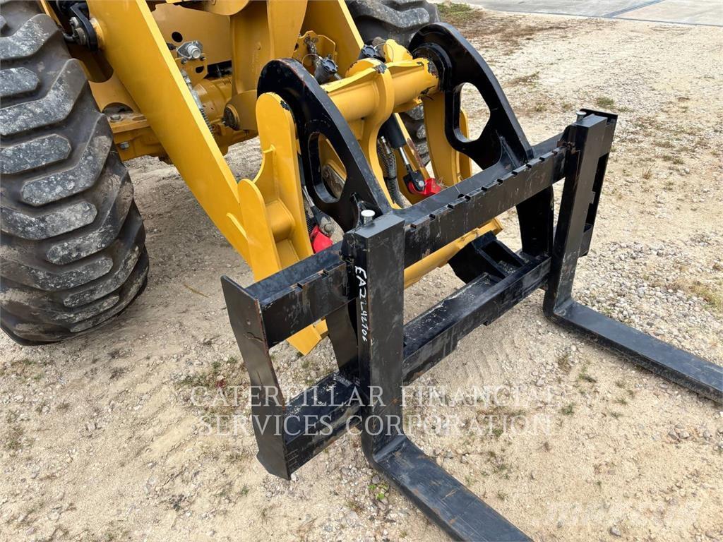 CAT 920-14 Pale gommate