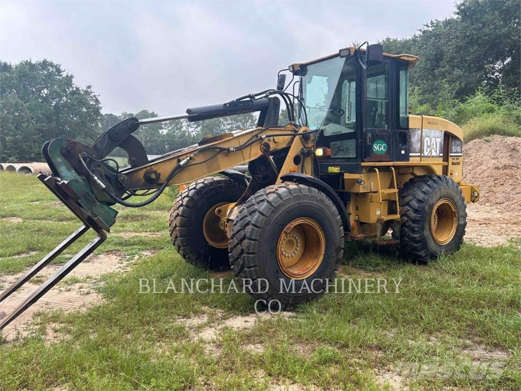 CAT 924G Pale gommate