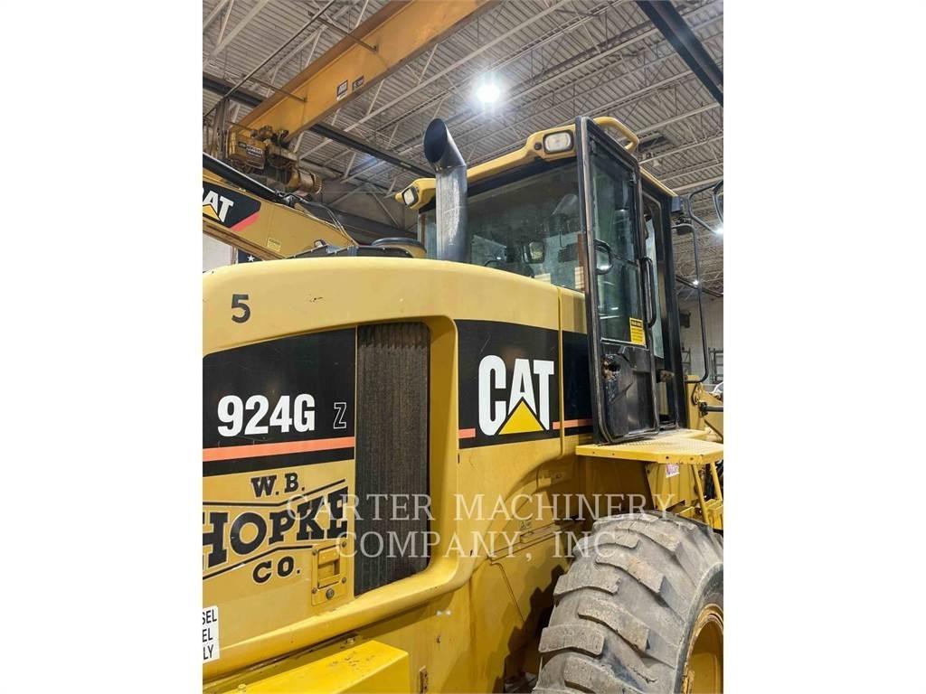 CAT 924GZ Pale gommate